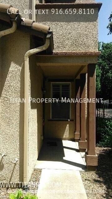 8144 Crystal Walk Cir in Elk Grove, CA - Building Photo - Building Photo