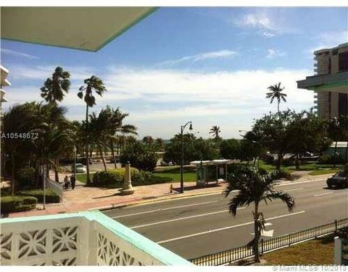 6498 Collins Ave-Unit -51 in Miami Beach, FL - Building Photo