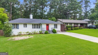 1911 Fairway Cir NE in Atlanta, GA - Building Photo - Building Photo