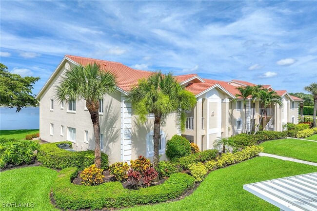 7784 Emerald Cir in Naples, FL - Building Photo - Building Photo