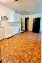 1 Bedroom & 2 Bedroom Apartments in Hamilton, TX - Building Photo - Interior Photo