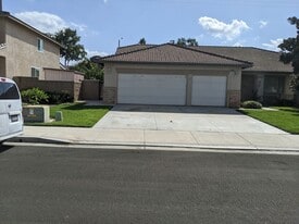 12683 Norwegian St in Corona, CA - Building Photo