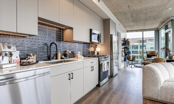 1104 W Carroll Ave in Chicago, IL - Foto de edificio - Building Photo