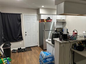 2922 Randolph Rd in Pasadena, TX - Building Photo - Building Photo