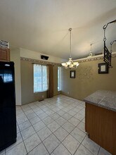 305 Jamie Loop in Roseburg, OR - Building Photo - Building Photo