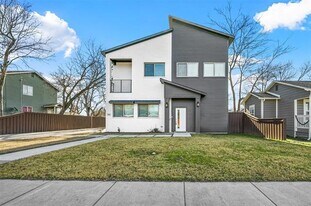 204 N Getzendaner St in Waxahachie, TX - Building Photo