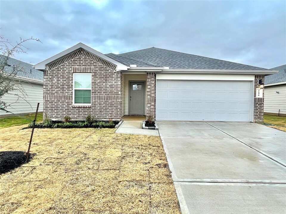 1606 Battisti Dr in Richmond, TX - Building Photo