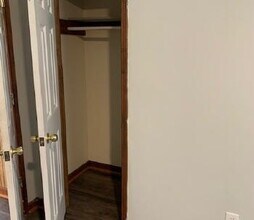 1018 Wesley Cove in Henderson, TN - Building Photo - Building Photo