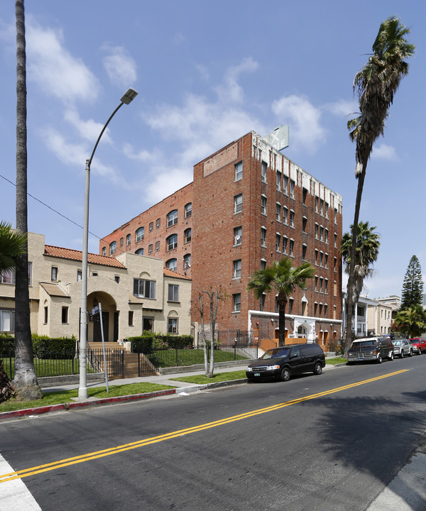 Fox Normandie Apartments in Los Angeles, CA - Foto de edificio