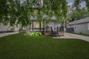 578 E Mahan Ave in Hazel Park, MI - Building Photo