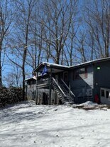 312 Hodges Valley Rd in Boone, NC - Building Photo