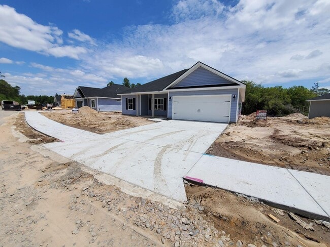 property at 289 Grayson Ave
