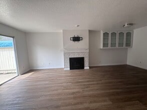 5920 Middleton St in Huntington Park, CA - Building Photo - Building Photo