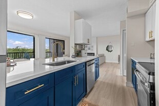 The Waverly on the Lake - Belleville, MI in Belleville, MI - Building Photo