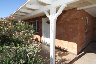 7240 E Oak St in Scottsdale, AZ - Building Photo - Building Photo