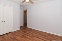 1302 Kienast Dr photo'