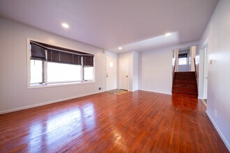 445 Walnut Ln in Apple Valley, MN - Building Photo - Building Photo