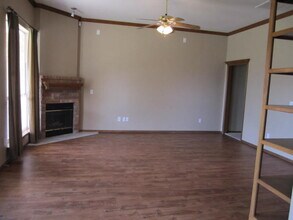 2616 Nantucket Ave in Edmond, OK - Foto de edificio - Building Photo