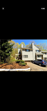 101 Sunrise Hill Rd in Norwalk, CT - Foto de edificio - Building Photo