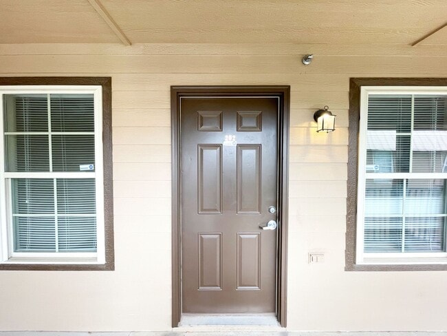 2442 NW 39th St