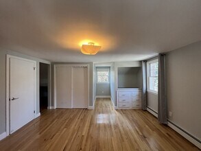 6 Perth Rd in Arlington, MA - Building Photo - Building Photo