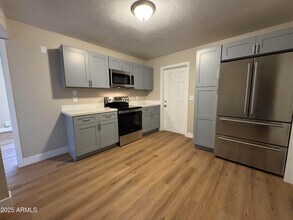 2020 E Arbor Ave in Mesa, AZ - Building Photo - Building Photo