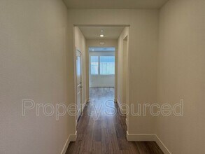 1724 Jade Pl in Tracy, CA - Building Photo - Building Photo