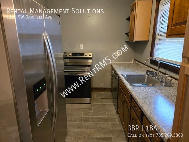 1201 SW Garfield Ave in Topeka, KS - Building Photo - Building Photo