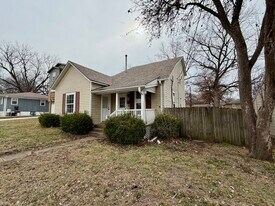 416 Jackson St in Warrensburg, MO - Building Photo