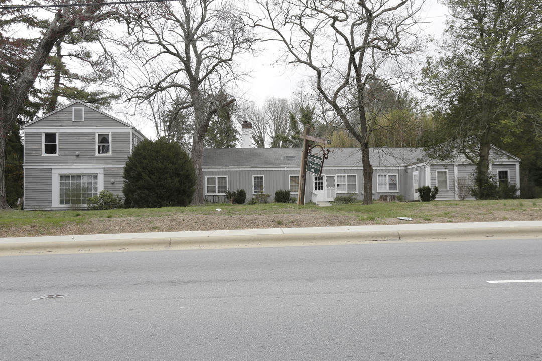 Countryside Apartments in Asheville, NC - Building Photo