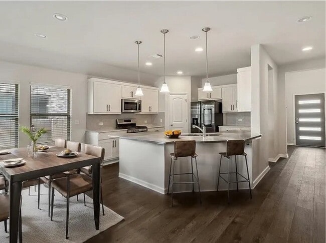 property at 420 Blue Oak Blvd