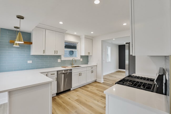 property at 9705 Oak Park Ave