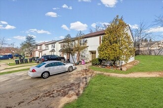 13 Hamlet Ct in Sicklerville, NJ - Building Photo - Building Photo