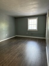 17301 Warwick Blvd, Unit One in Newport News, VA - Building Photo - Building Photo