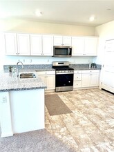 1590 Redwoods Drive Pl in Upland, CA - Building Photo - Building Photo