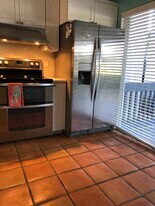 1515 NE Beacon Dr in Jensen Beach, FL - Building Photo