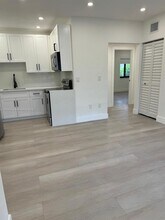 5521 NW 1st Ave-Unit -2 in Miami, FL - Foto de edificio - Building Photo