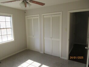 511 Chickadee Dr, Unit A in Little Rock, AR - Foto de edificio - Building Photo