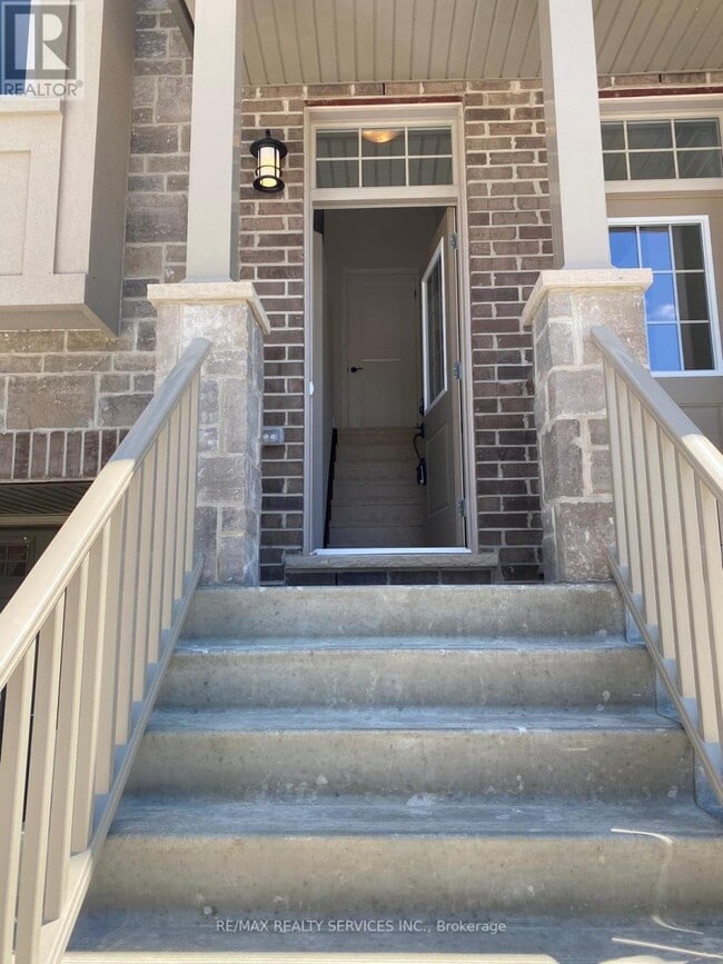 6 Marr Ln. in Hamilton, ON - Building Photo - Building Photo