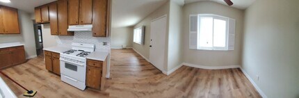 1862 Pueblo Dr in Hemet, CA - Foto de edificio - Building Photo