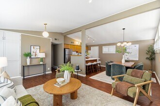 1001 Coffey Ct in St. Louis, MO - Building Photo - Building Photo