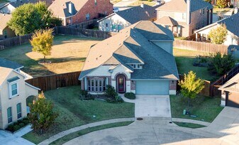 8801 Cassidy Ln, Unit 205 in Aubrey, TX - Building Photo