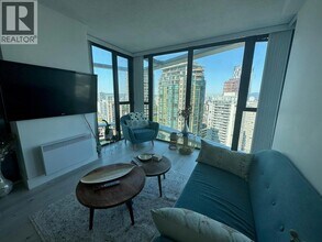 1331 W Georgia St in Vancouver, BC - Building Photo - Building Photo