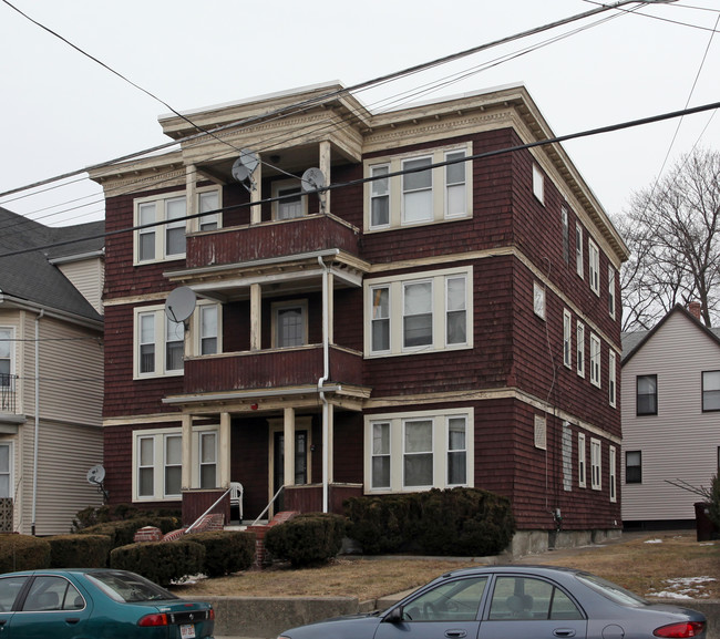 41 Hancock St in Everett, MA - Foto de edificio - Building Photo