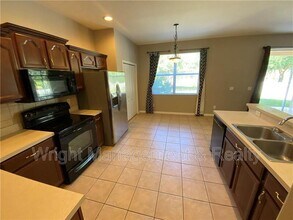 7843 Foxgrove Dr in Land O Lakes, FL - Building Photo - Building Photo