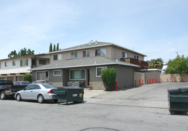 2127 Main St in Santa Clara, CA - Building Photo - Building Photo