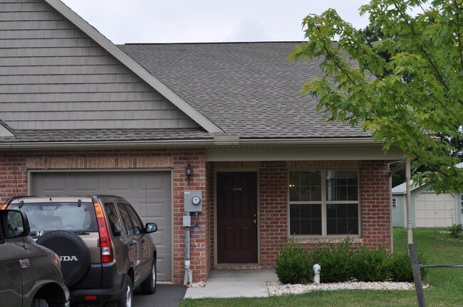 property at 13930 Maugansville Rd