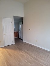 5 N Washington St in Shippensburg, PA - Building Photo - Building Photo
