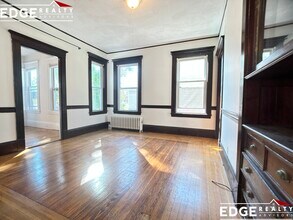 80 Fairbanks St, Unit 2 in Boston, MA - Foto de edificio - Building Photo