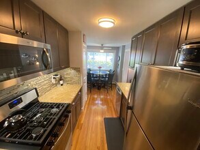 215 Massachusetts Ave, Unit 19 in Arlington, MA - Building Photo - Building Photo